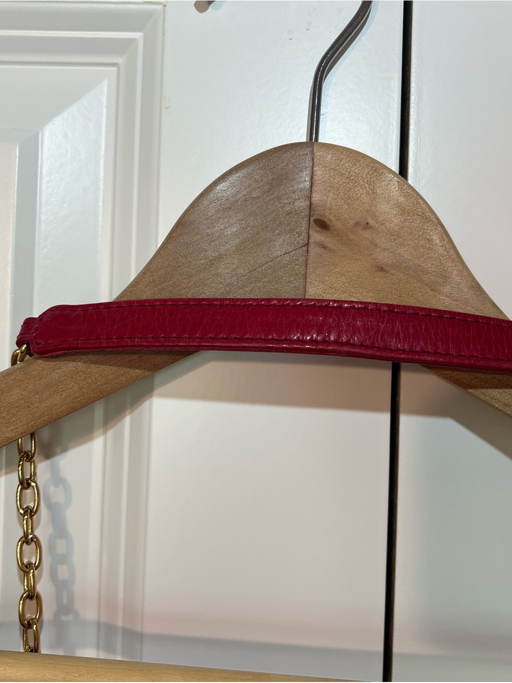 HOBO Red Leather Pleated Chain-Handle Shoulder Bag - Picture 6 of 9